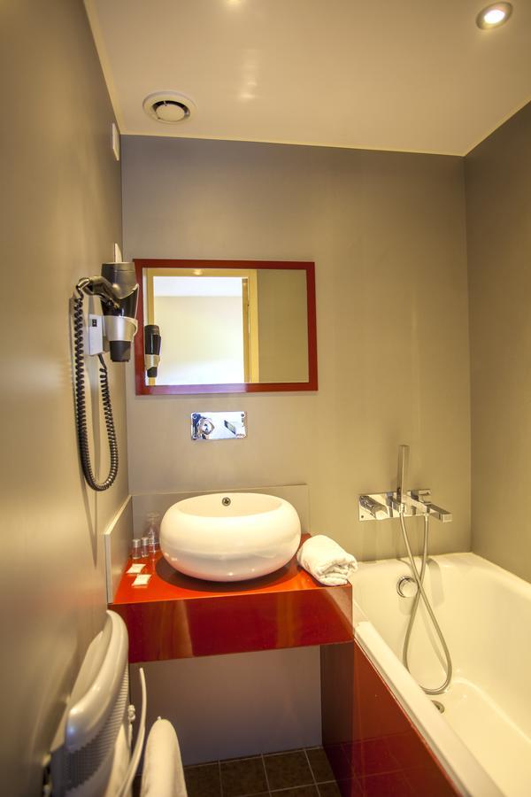 Hotel Le Drakkar Pont-Audemer Esterno foto